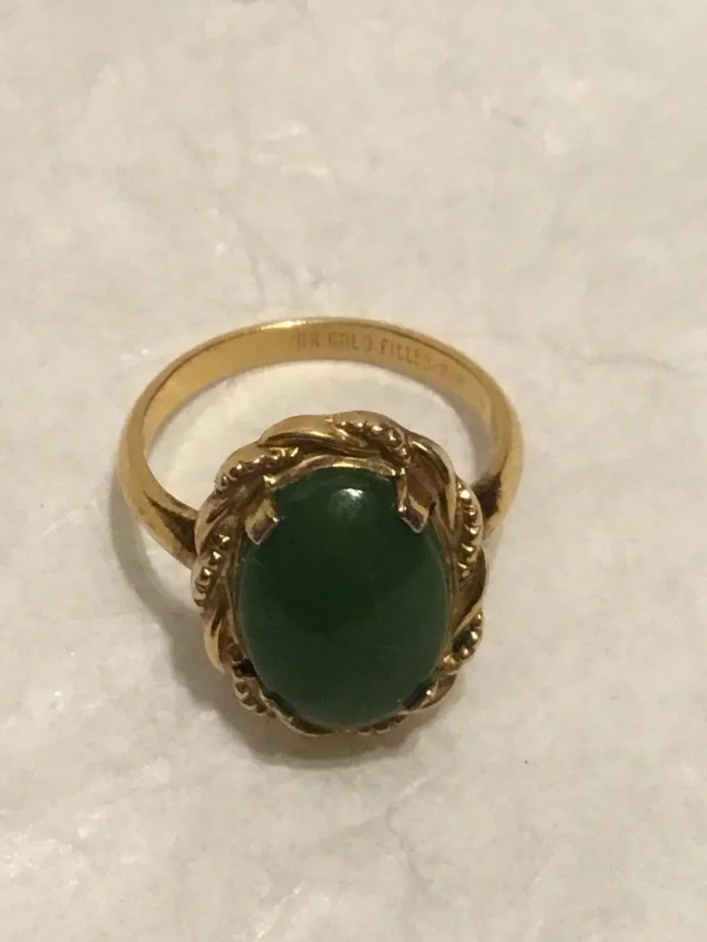 Vintage antique 10K gold filled ring with large oval green stone size 7